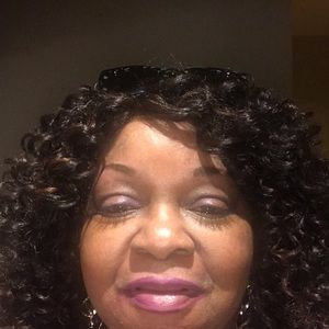 Meet your Posher, Rita m